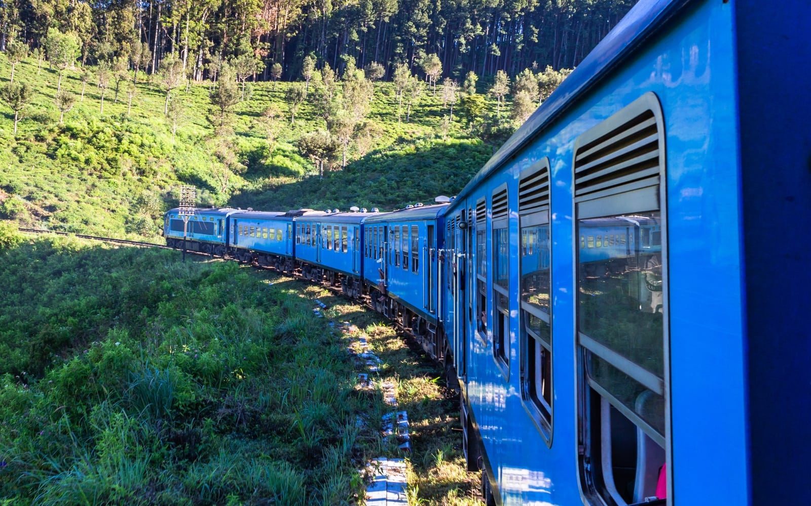Kandy to Ella Train Tickets – Reserved Seats | Scenic Train Ride in Sri Lanka