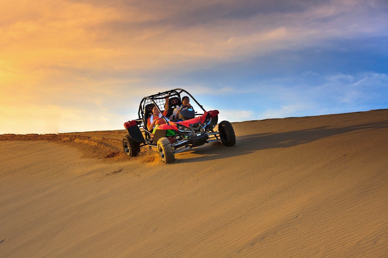 Dubai Desert Safari with BBQ Dinner – Book Your Evening Desert Adventure