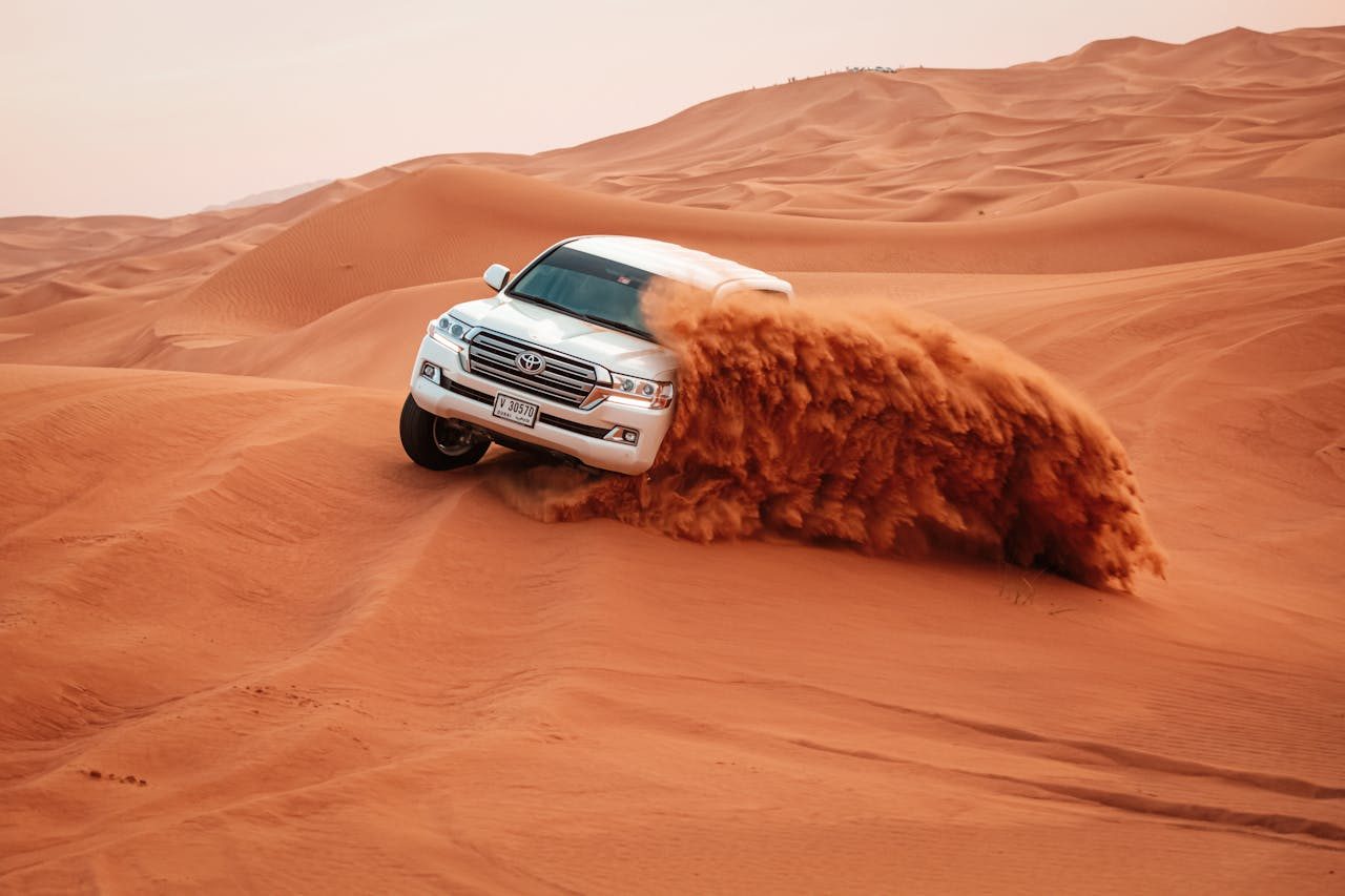 Dubai Desert Safari with BBQ Dinner – Book Your Evening Desert Adventure